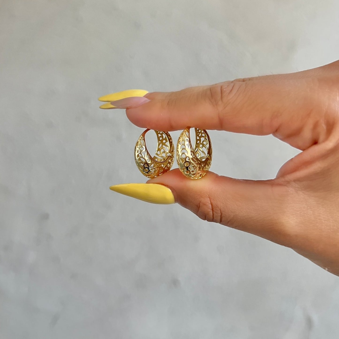 VINTAGE HOOPS
