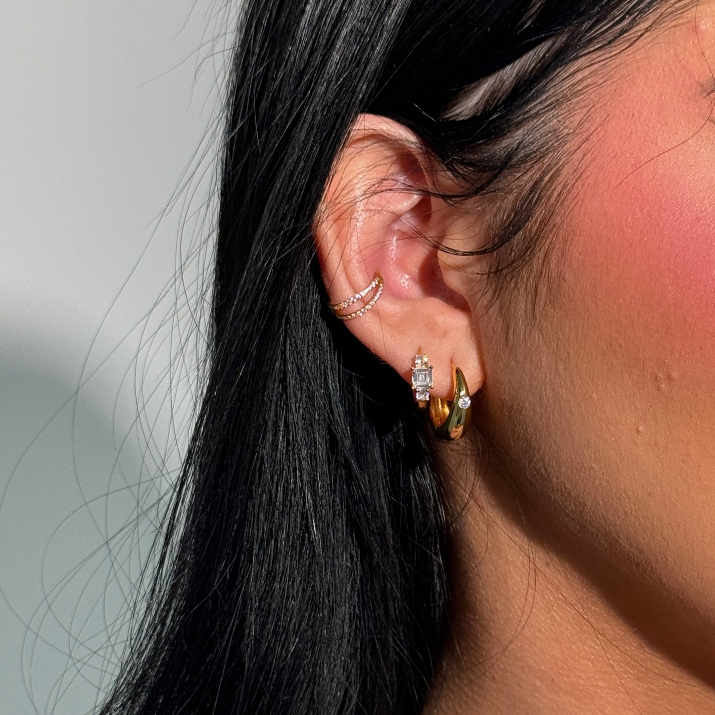 DAINTY HOOPS
