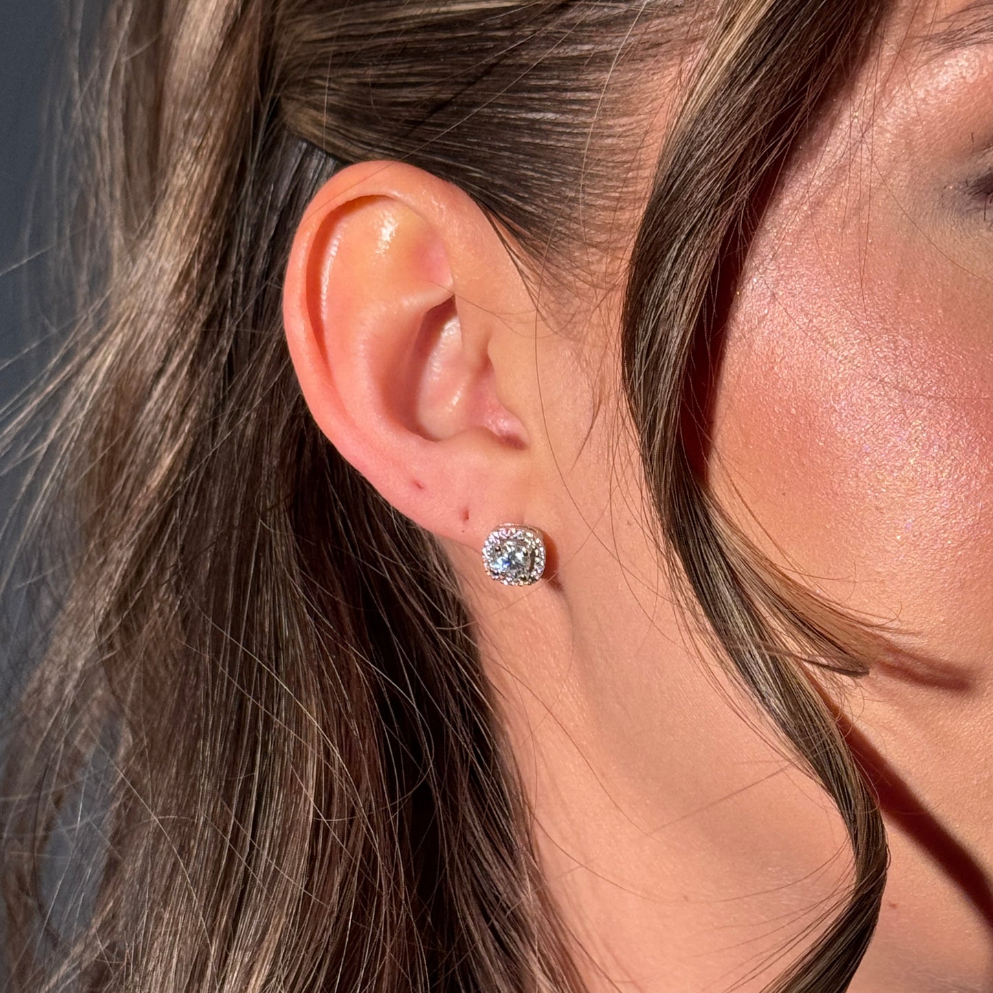 STAPLE STUDS