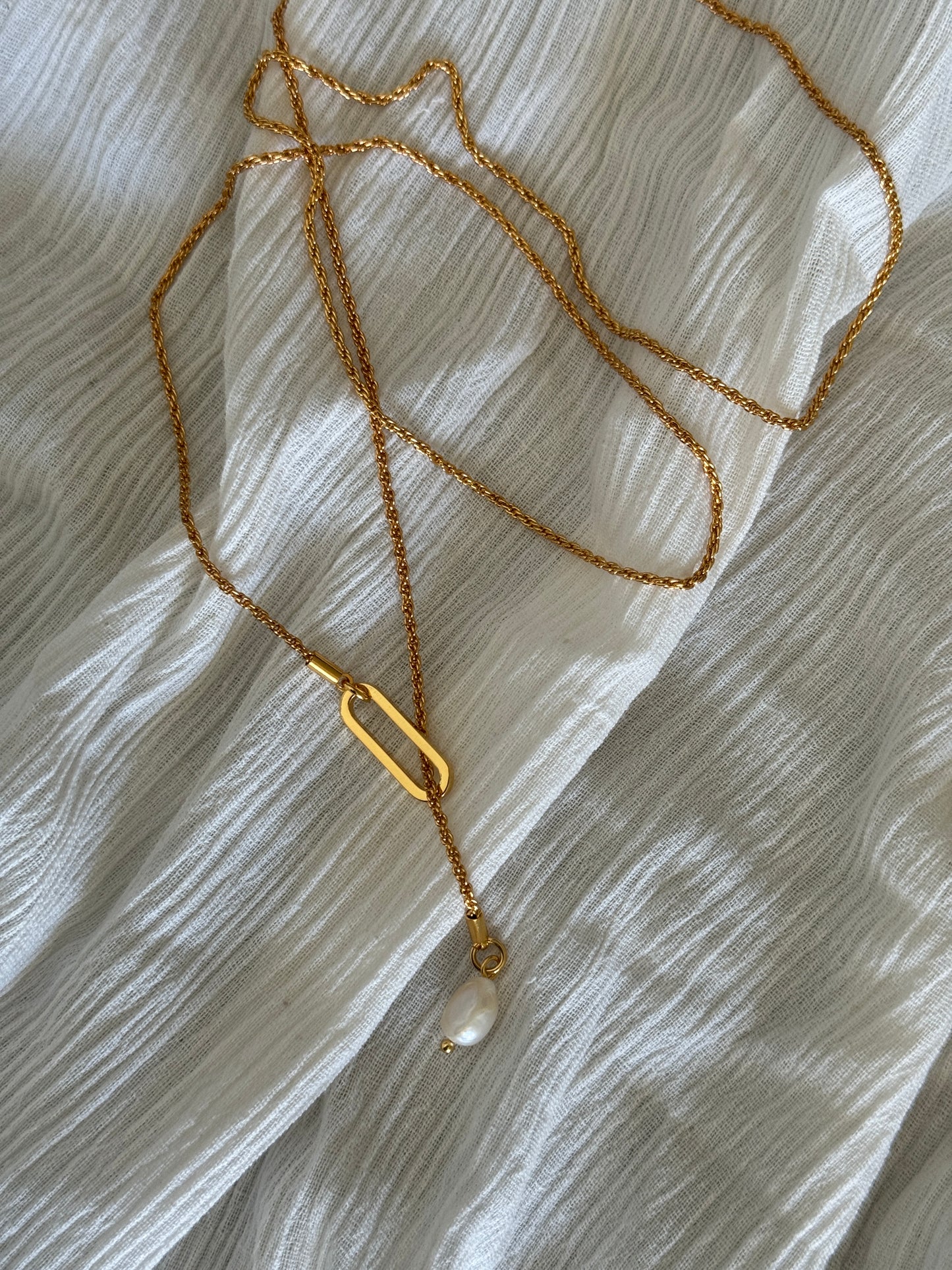 LYDIA NECKLACE