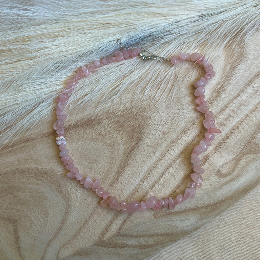 BEACH DAY NECKLACE
