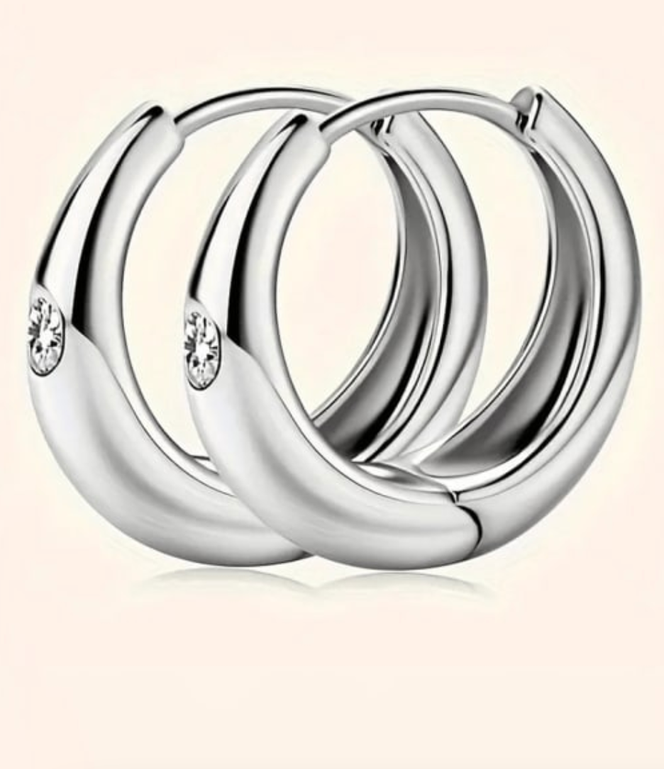 DAINTY HOOPS